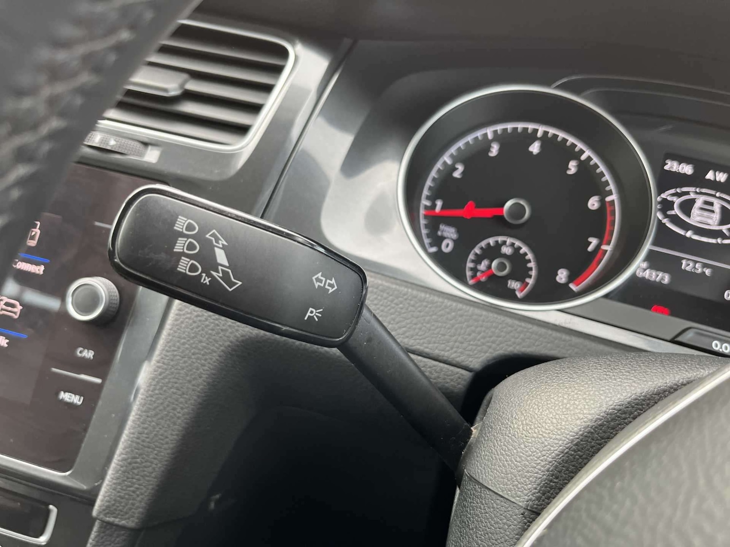 Used Volkswagen Golf 2018 for sale - 76963510: Photo 24