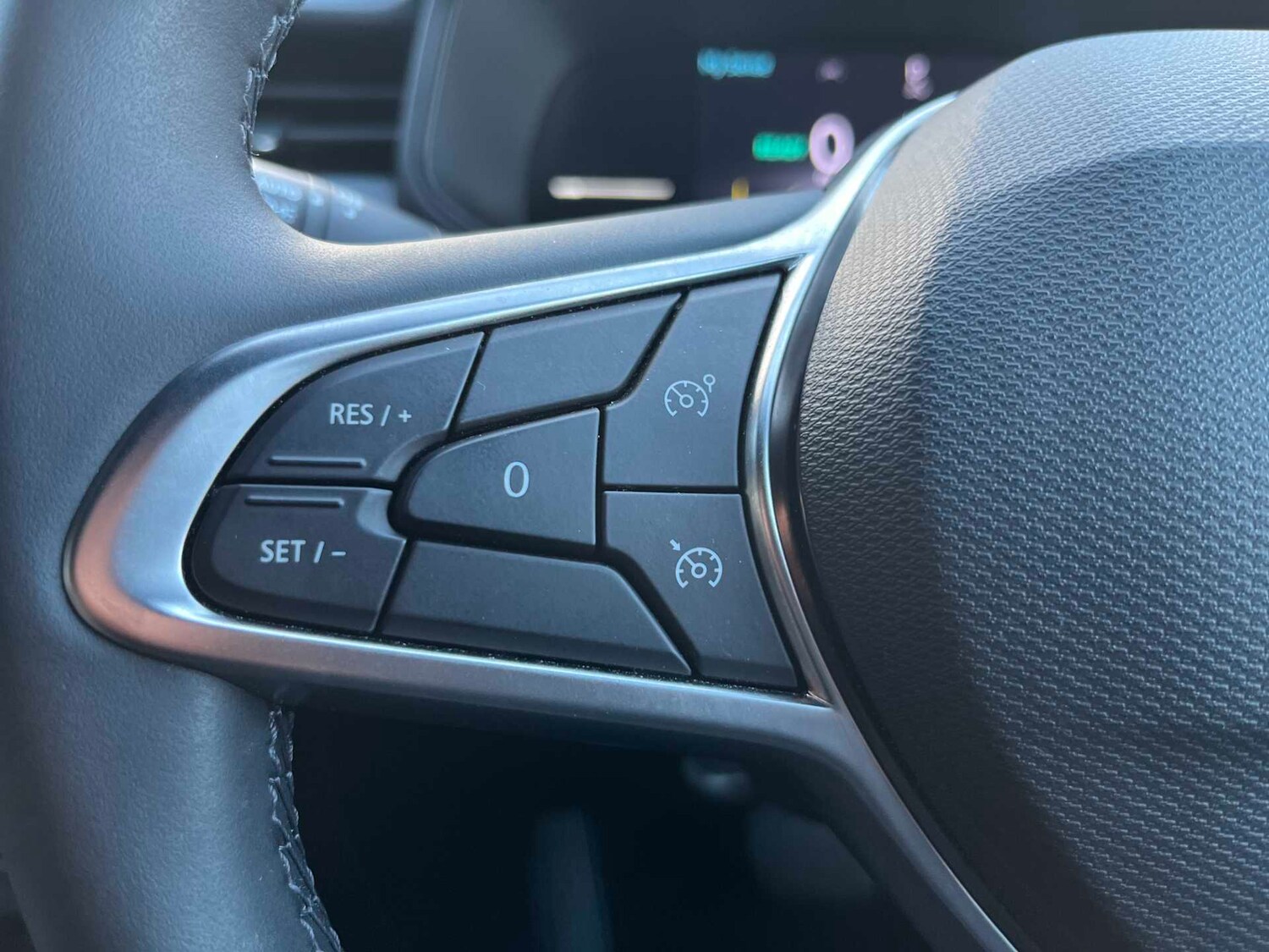 Used Renault Clio 2024 for sale - 78176568: Photo 24