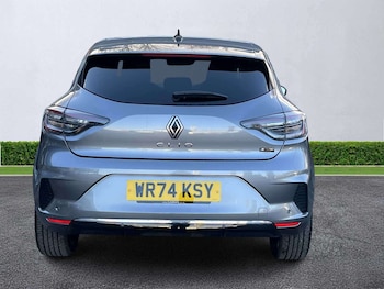 Used Renault Clio 2024 for sale - 78176568: Photo