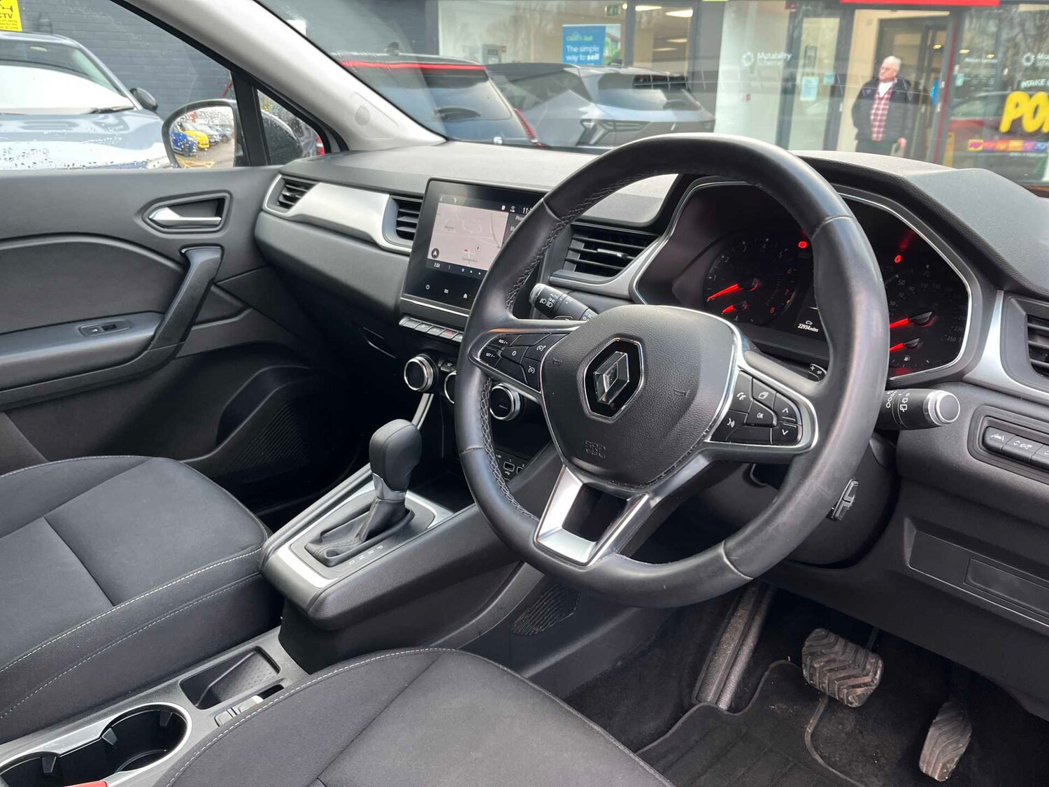 Used Renault Captur 2021 for sale - 77603713: Photo 14