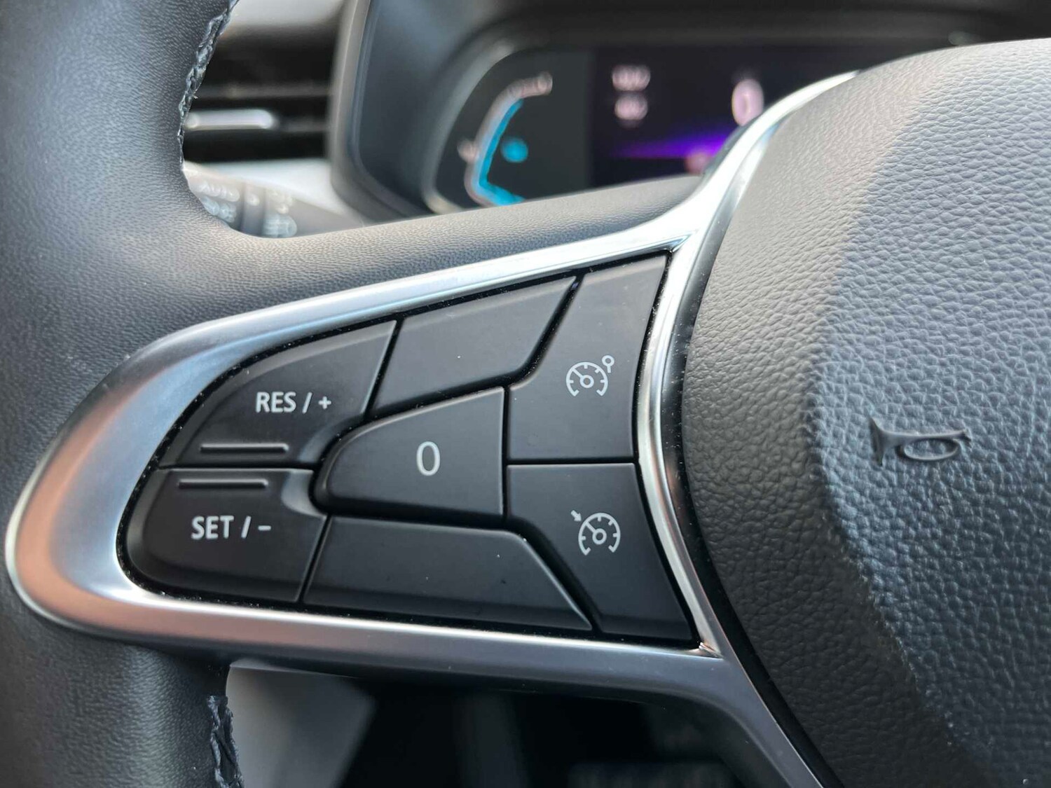 Used Renault Clio 2022 for sale - 77488399: Photo 24