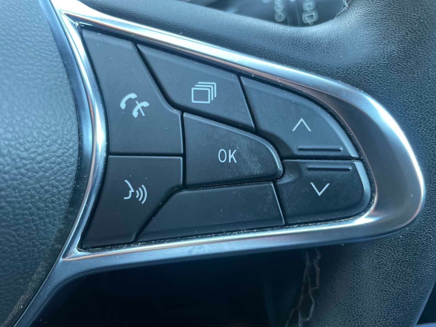 Used Renault Captur 2021 for sale - 76758884: Photo 24