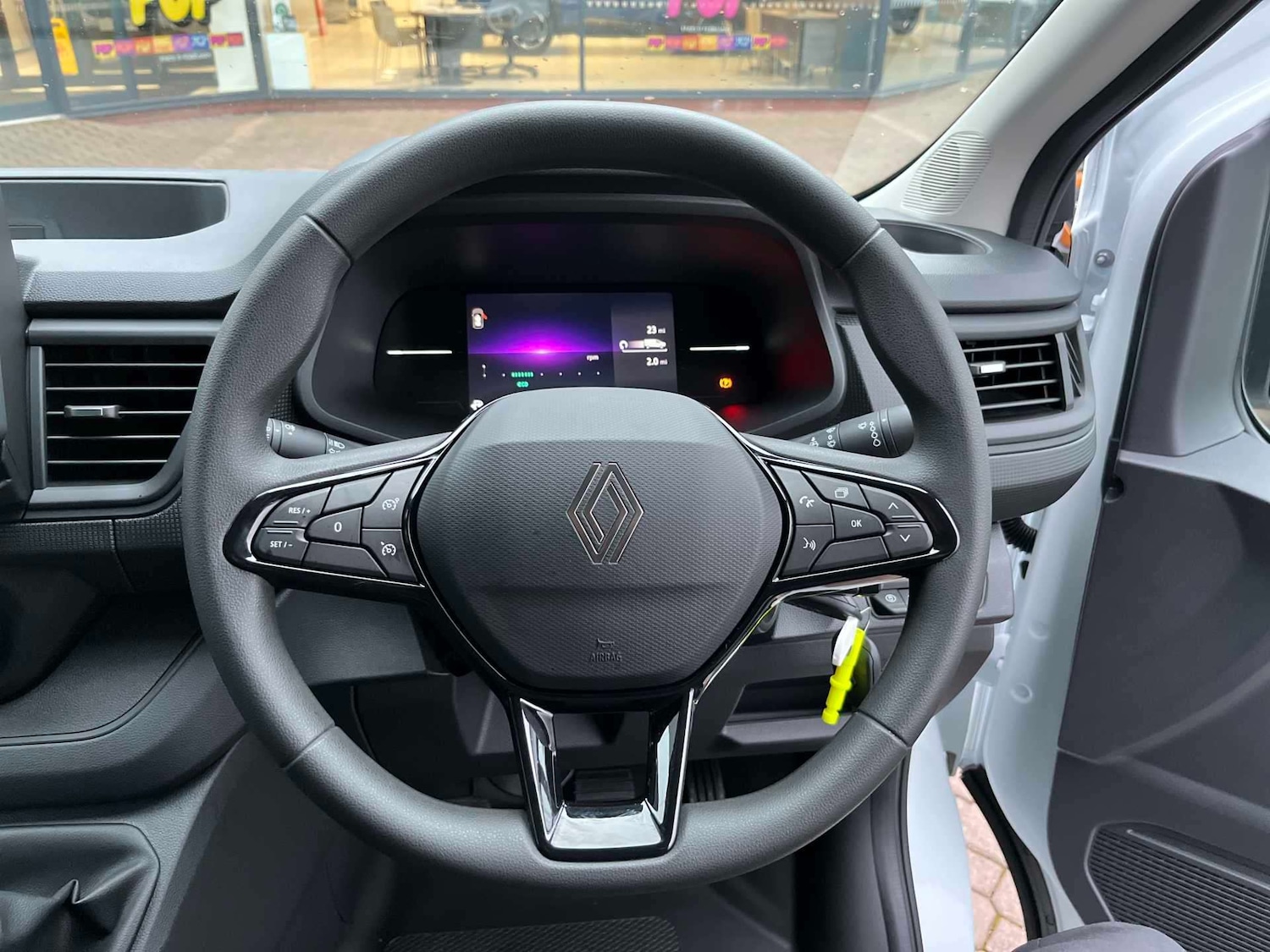 Used Renault Trafic 2025 for sale - 77676298: Photo 8