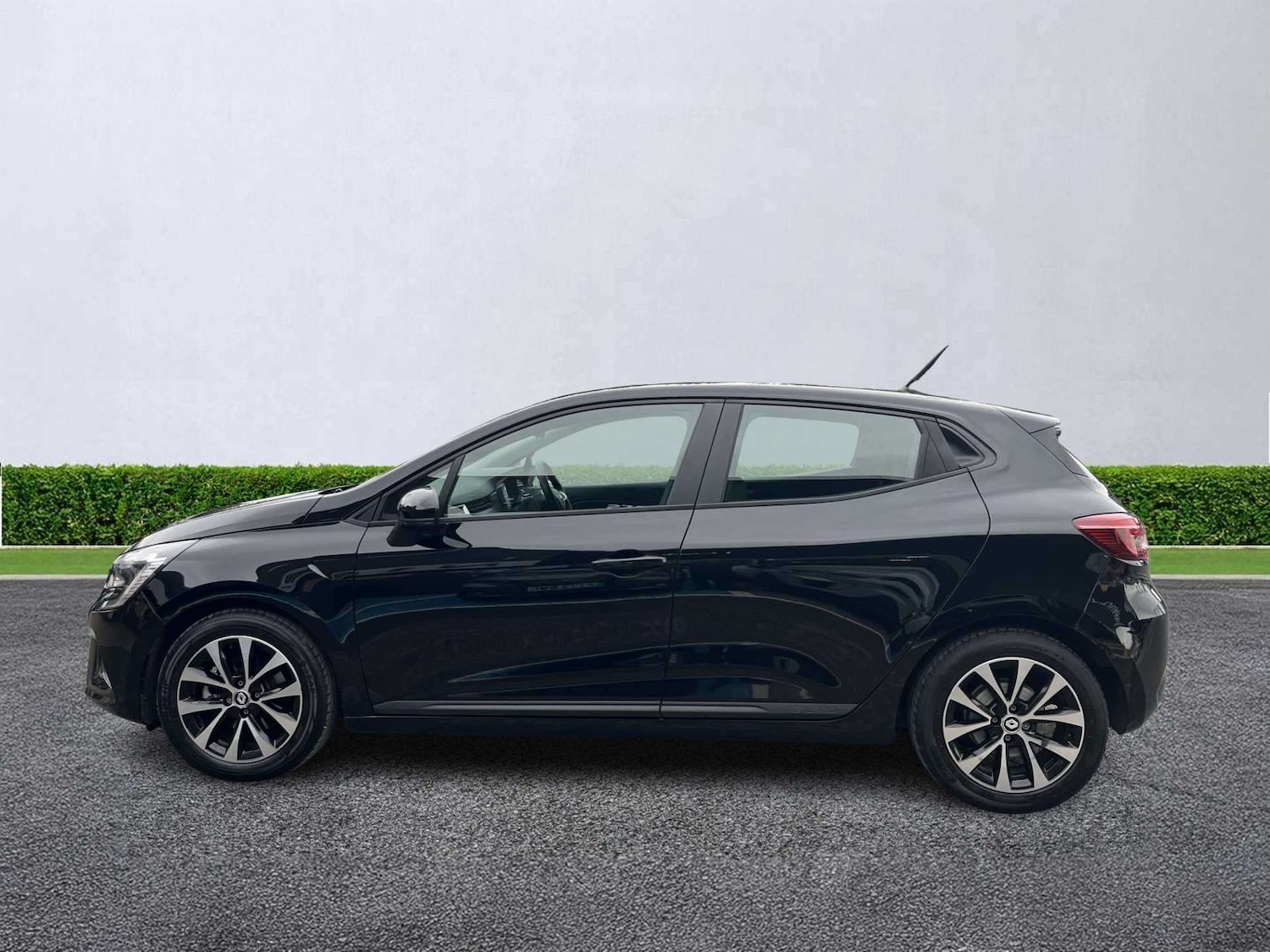 Used Renault Clio 2023 for sale - 76115522: Photo 16