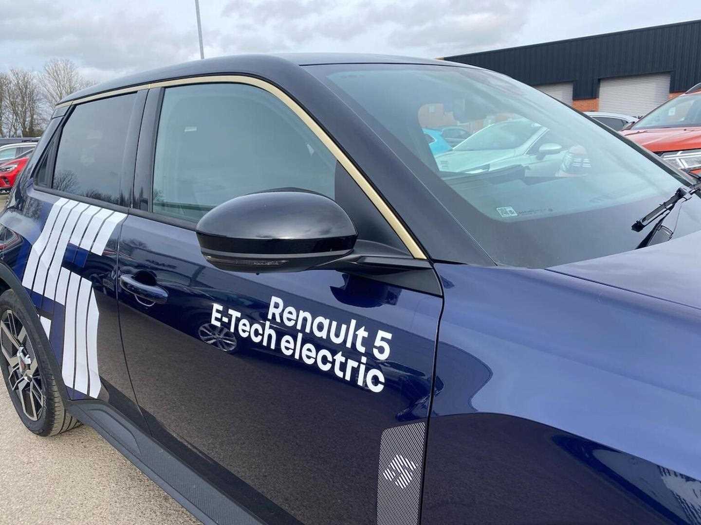 Vehicle 33
