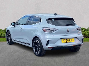 Used Renault Clio 2025 for sale - 75498399: Photo