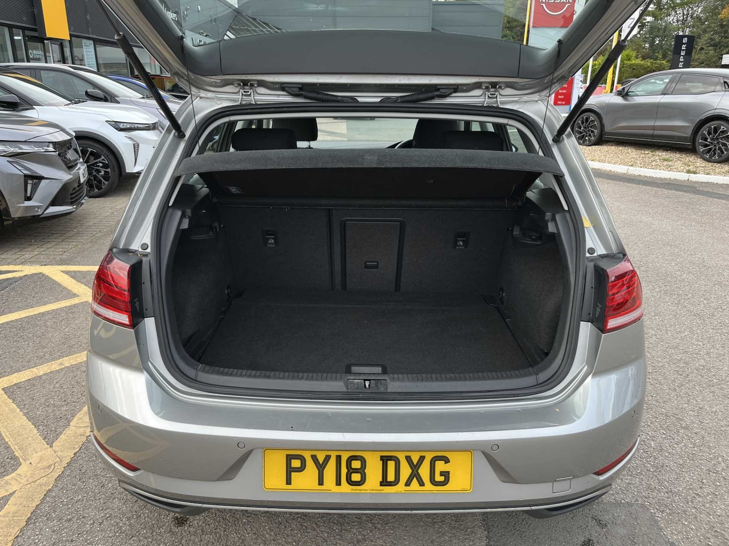 Used Volkswagen Golf 2018 for sale - 76461869: Photo 16