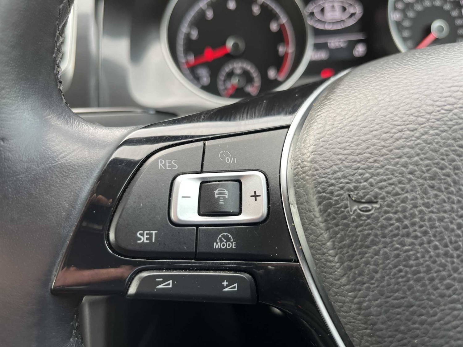 Used Volkswagen Golf 2018 for sale - 76461869: Photo 23