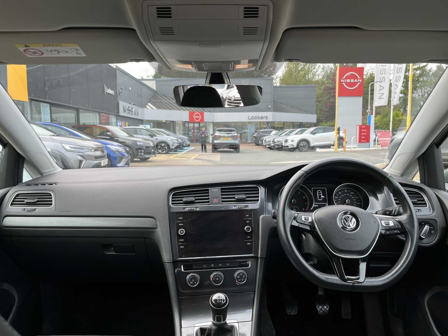 Used Volkswagen Golf 2018 for sale - 76461869: Photo 8