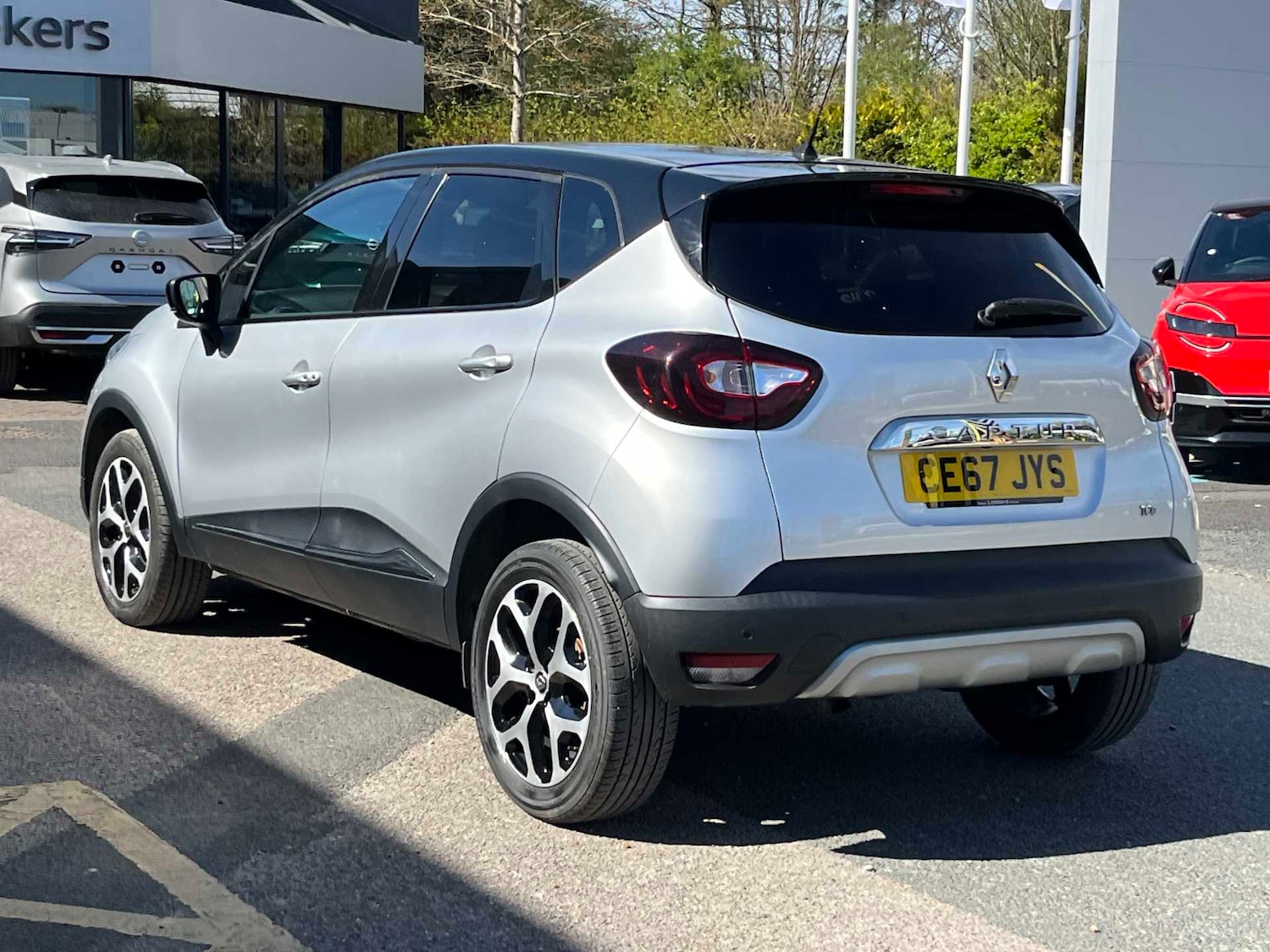 Used Renault Captur 2017 for sale - 78194016: Photo 2