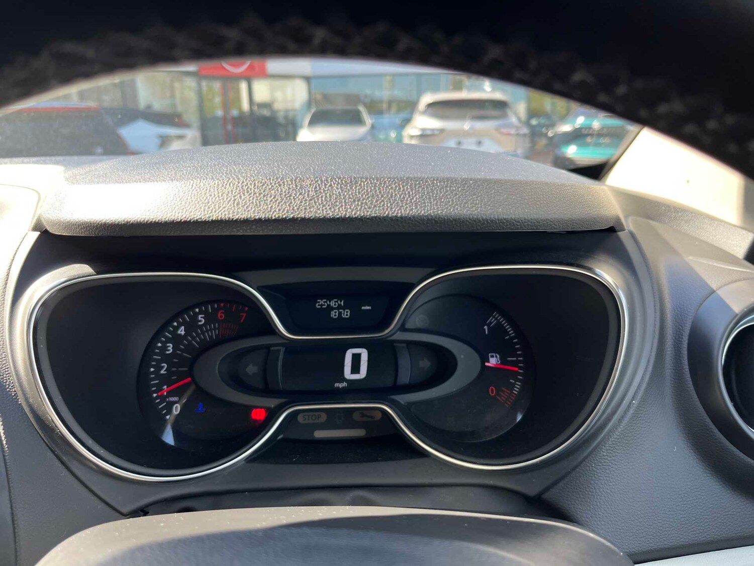 Used Renault Captur 2017 for sale - 78194016: Photo 9