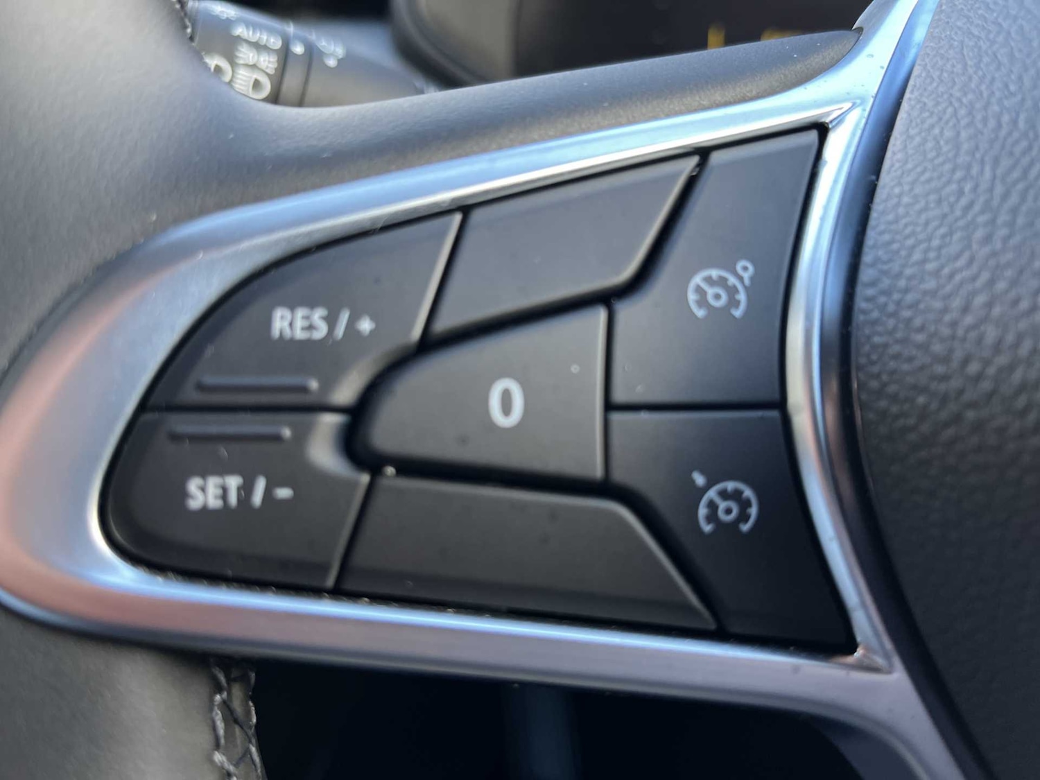 Used Renault Clio 2024 for sale - 76403468: Photo 24