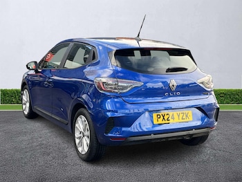 Used Renault Clio 2024 for sale - 76403468: Photo
