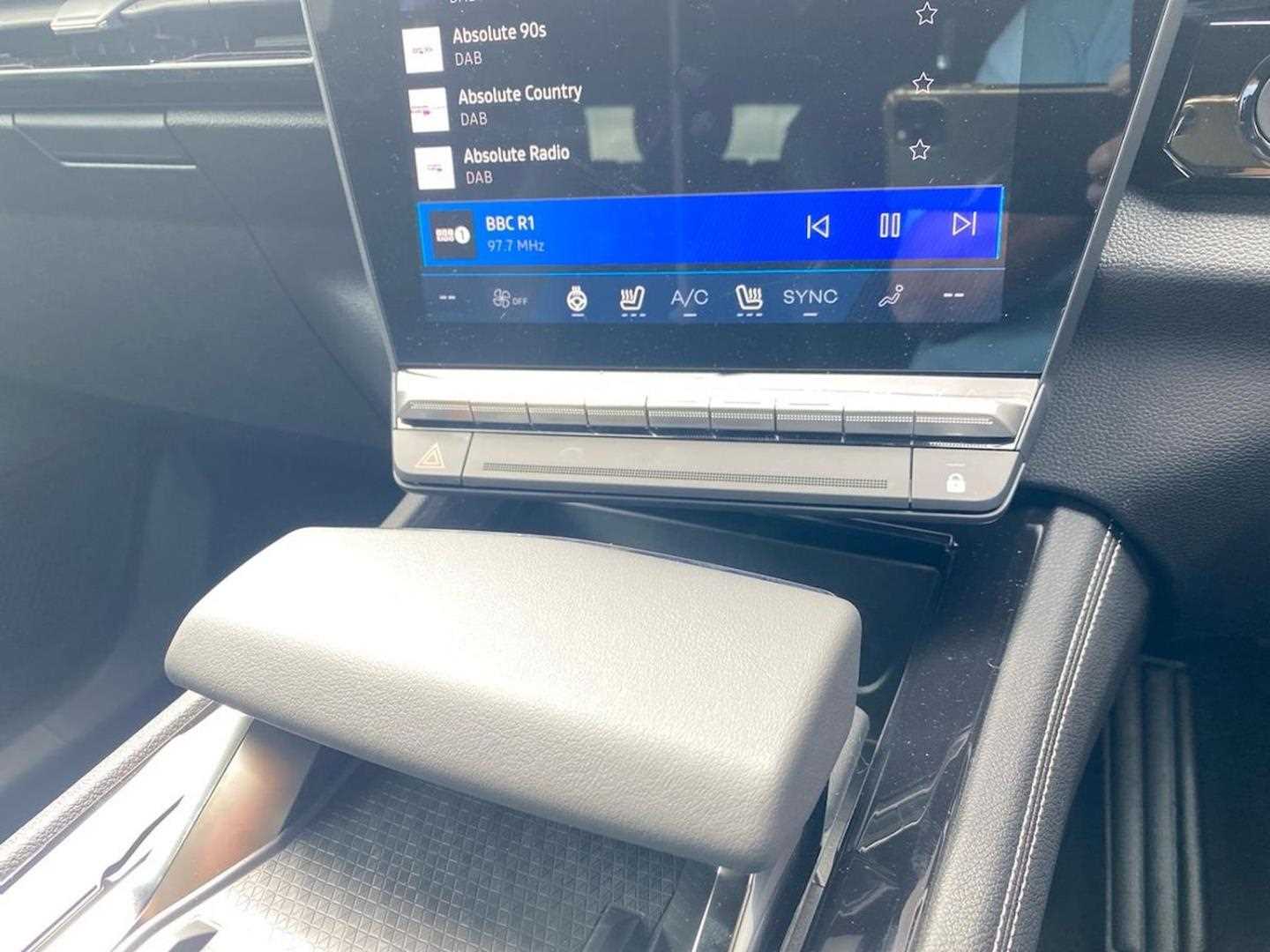 Used Renault Austral 2025 for sale - 77487579: Photo 12