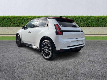 Used Renault 5 2026 for sale - 77901720: Photo