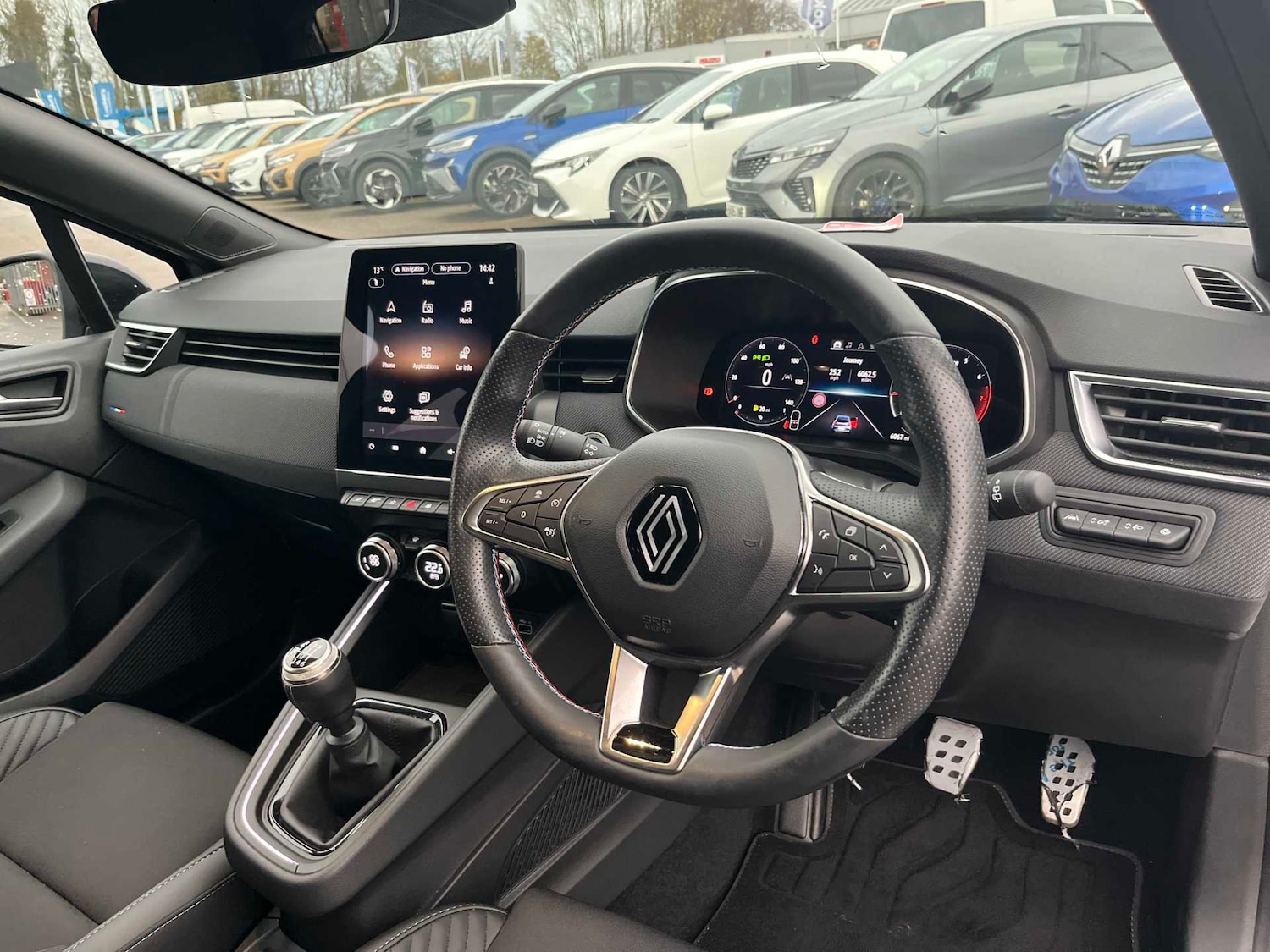 Used Renault Clio 2024 for sale - 76725951: Photo 14