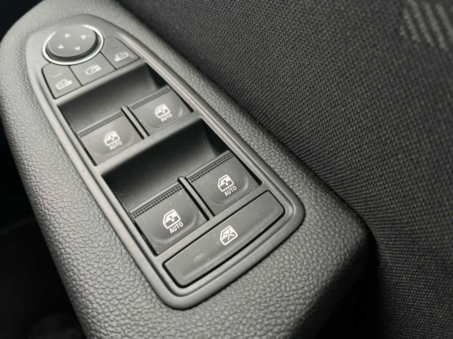 Used Renault Clio 2024 for sale - 76725951: Photo 20