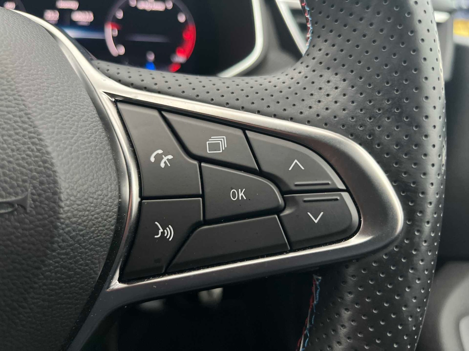 Used Renault Clio 2024 for sale - 76725951: Photo 23