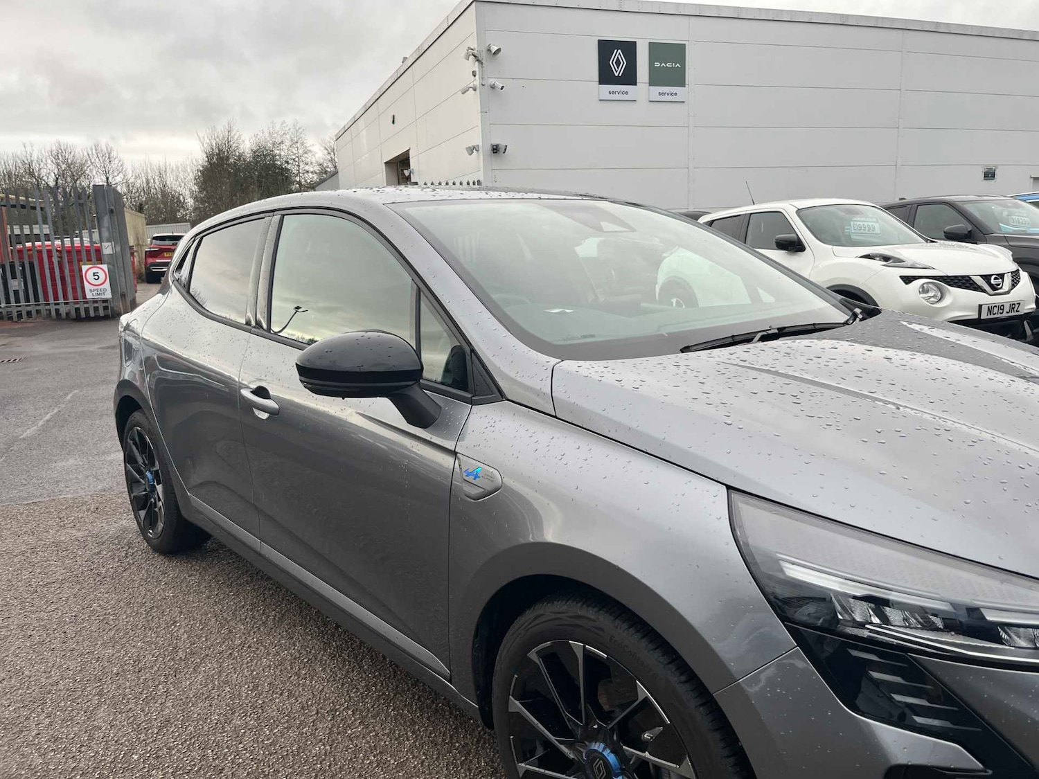 Used Renault Clio 2024 for sale - 76725951: Photo 30