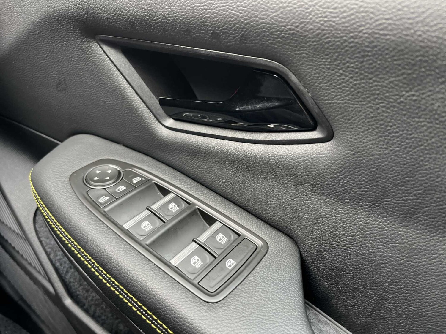 Used Renault Megane E Tech 2024 for sale - 76392470: Photo 20