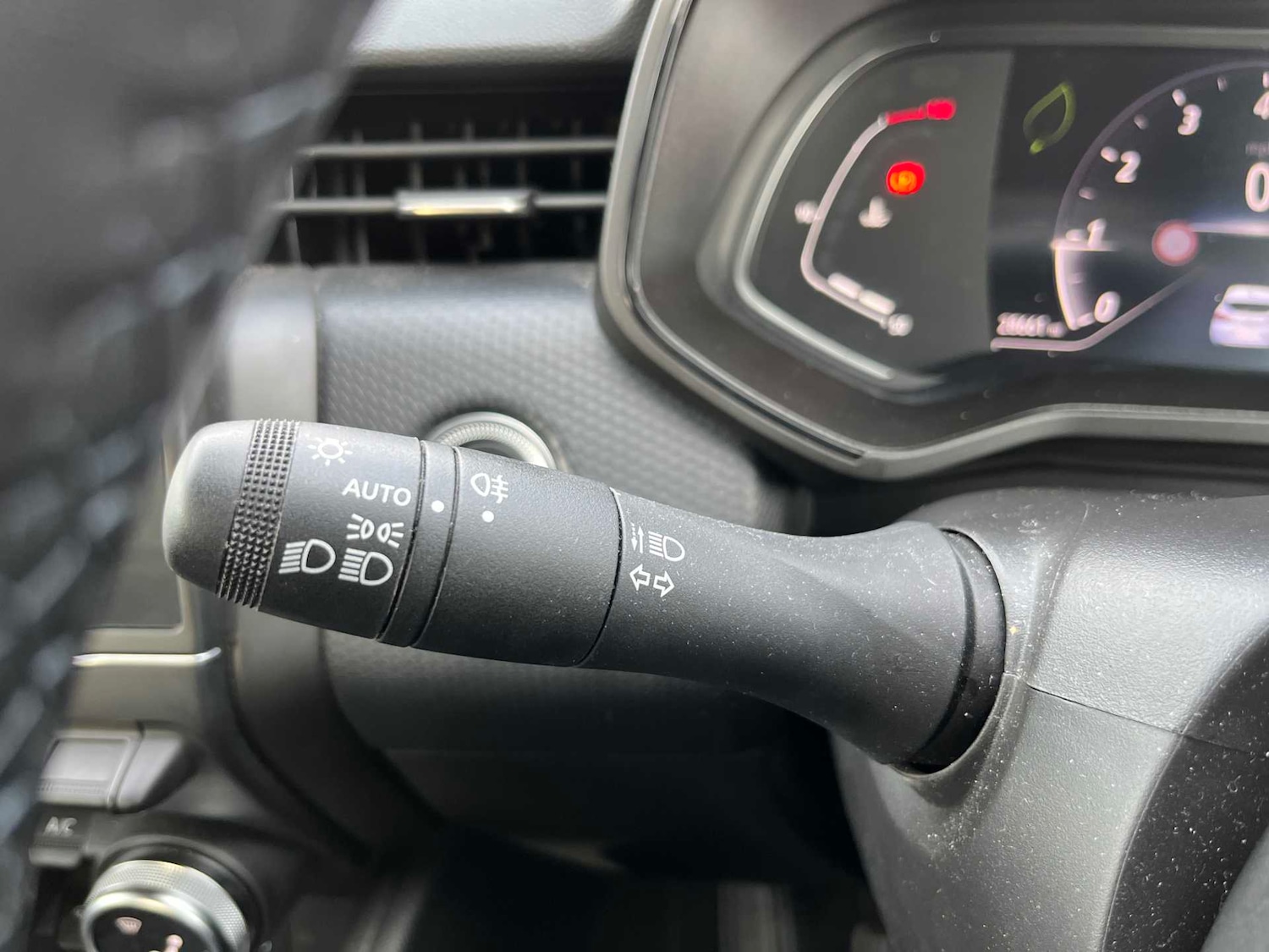 Used Renault Clio 2023 for sale - 77750064: Photo 26