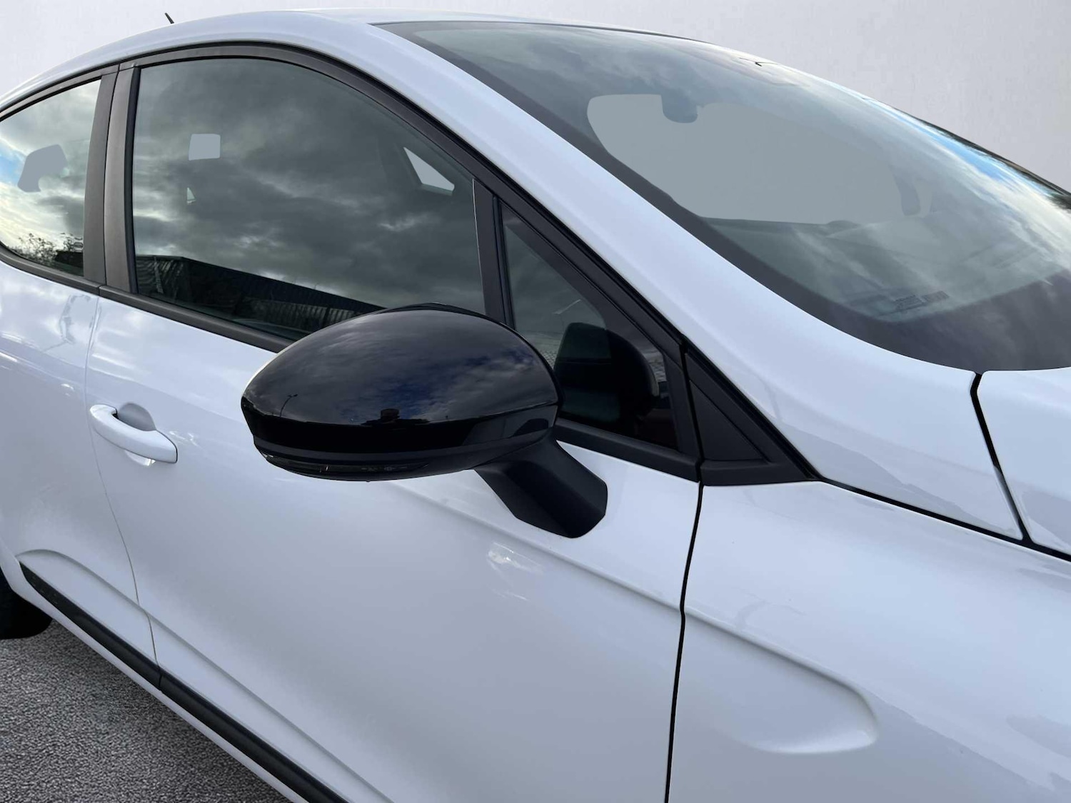 Used Renault Clio 2023 for sale - 77750064: Photo 30