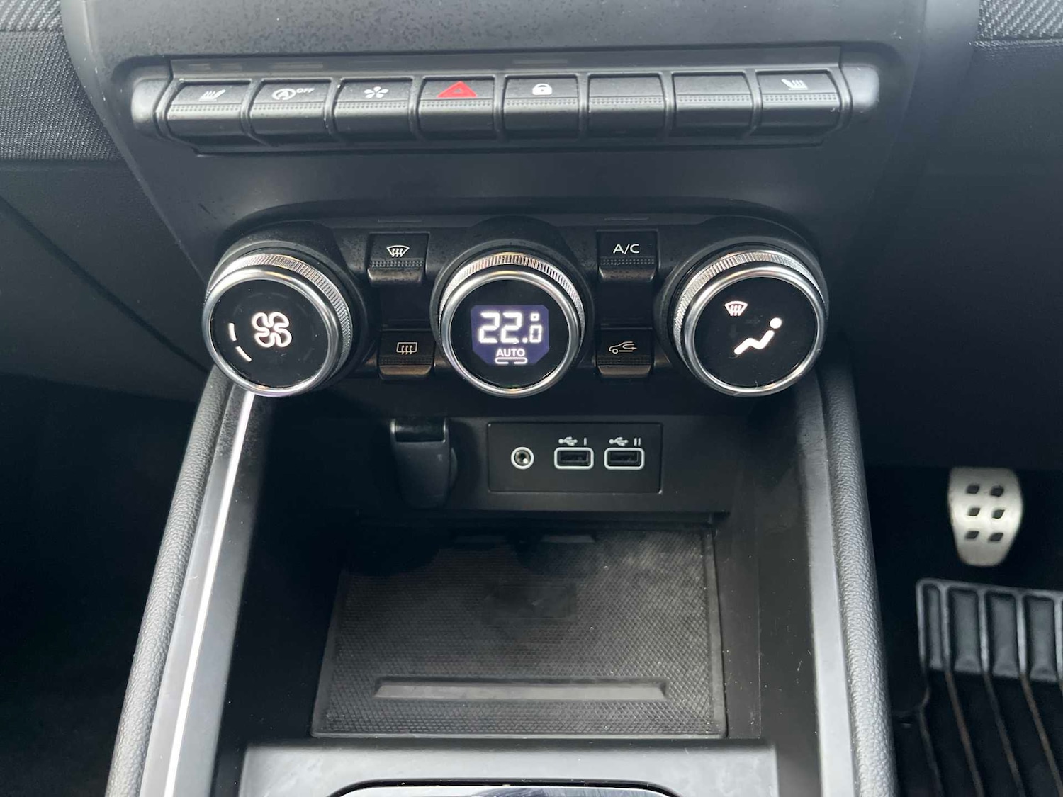 Used Renault Clio 2025 for sale - 77033453: Photo 11