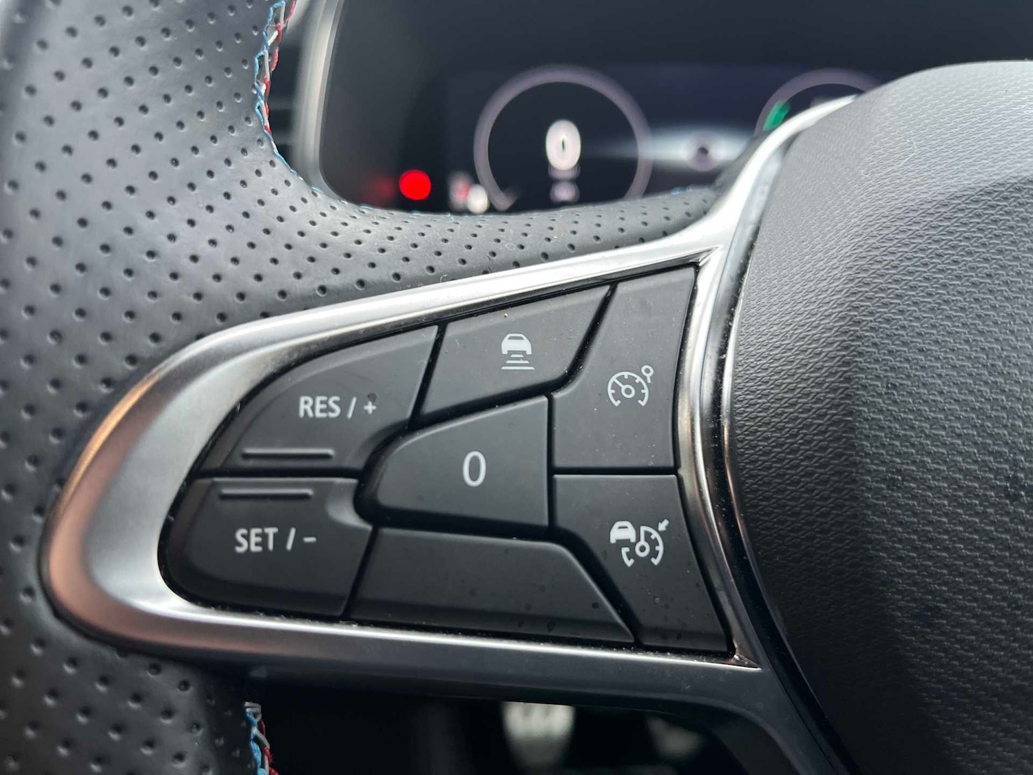 Used Renault Clio 2025 for sale - 77033453: Photo 24