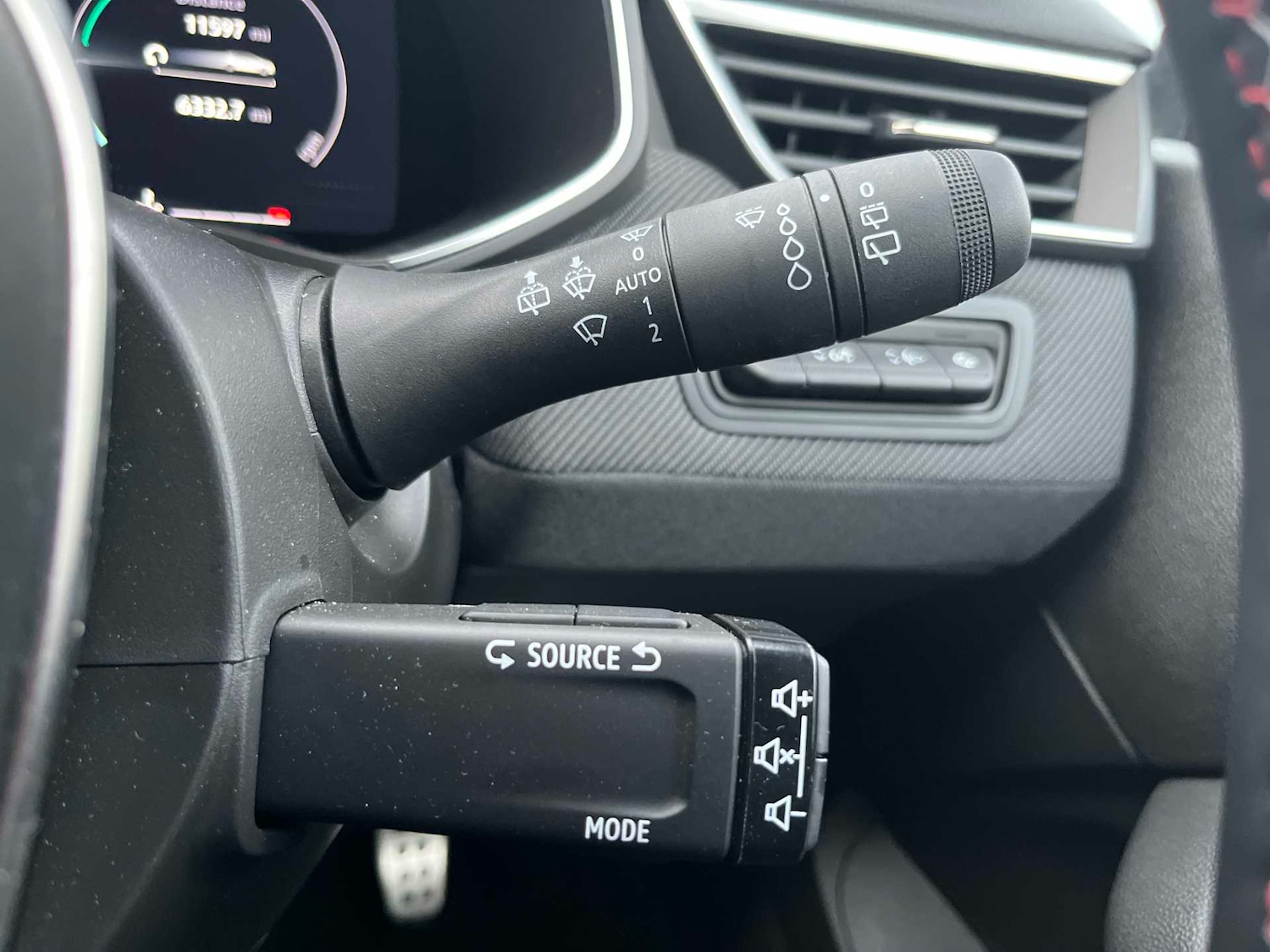 Used Renault Clio 2025 for sale - 77033453: Photo 25