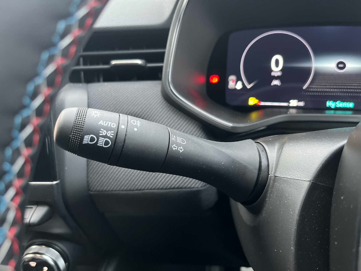 Used Renault Clio 2025 for sale - 77033453: Photo 26