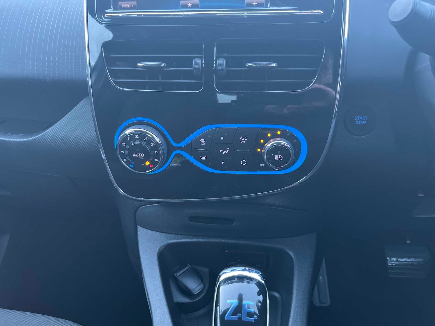 Used Renault Zoe 2019 for sale - 76897112: Photo 10