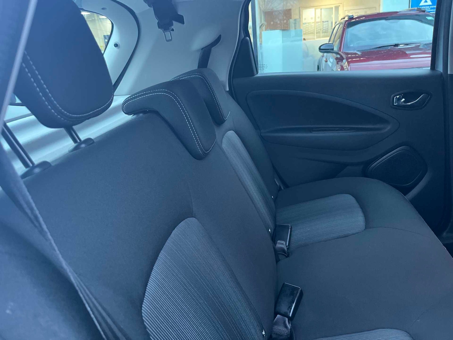 Used Renault Zoe 2019 for sale - 76897112: Photo 14