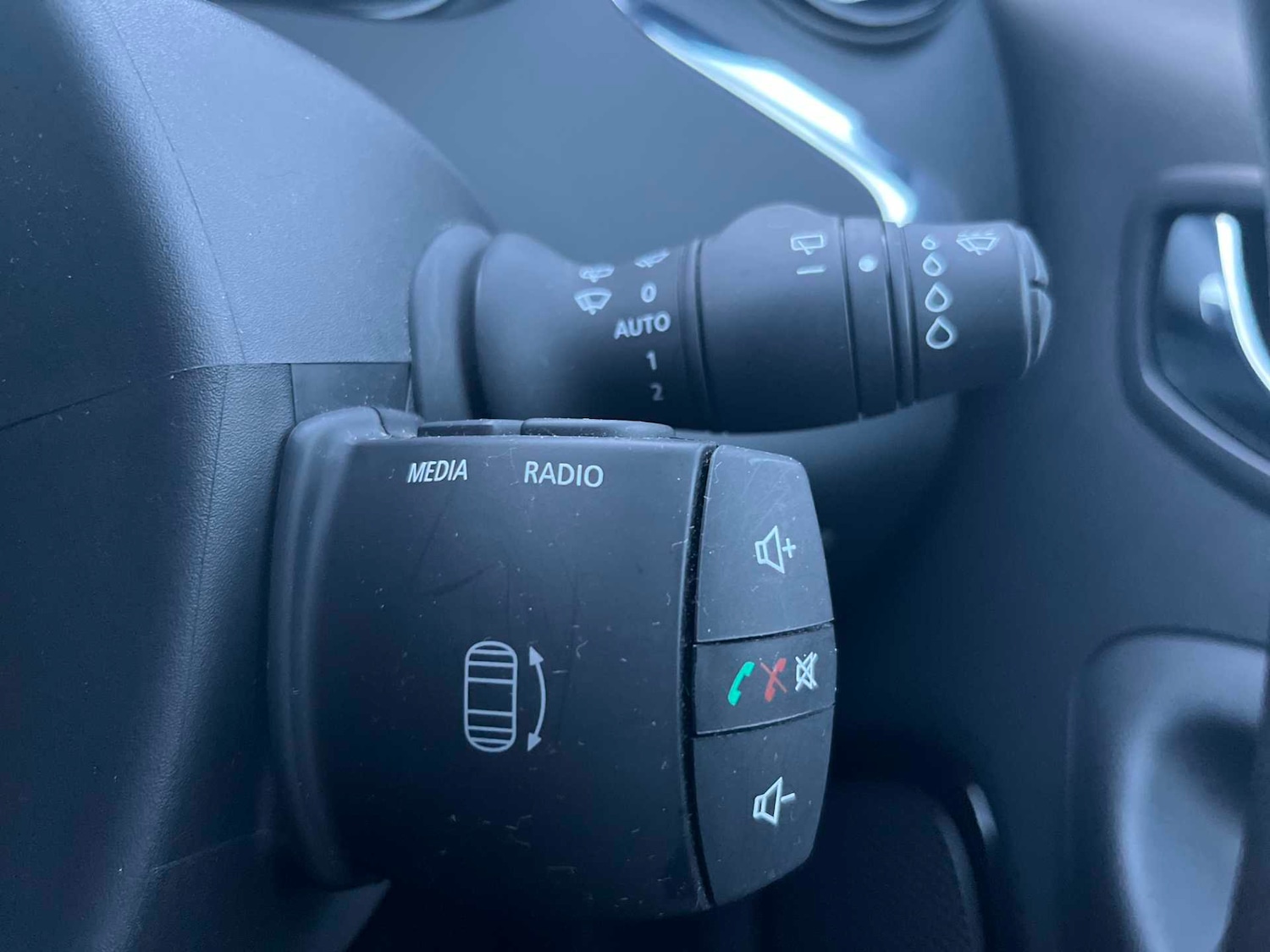 Used Renault Zoe 2019 for sale - 76897112: Photo 24