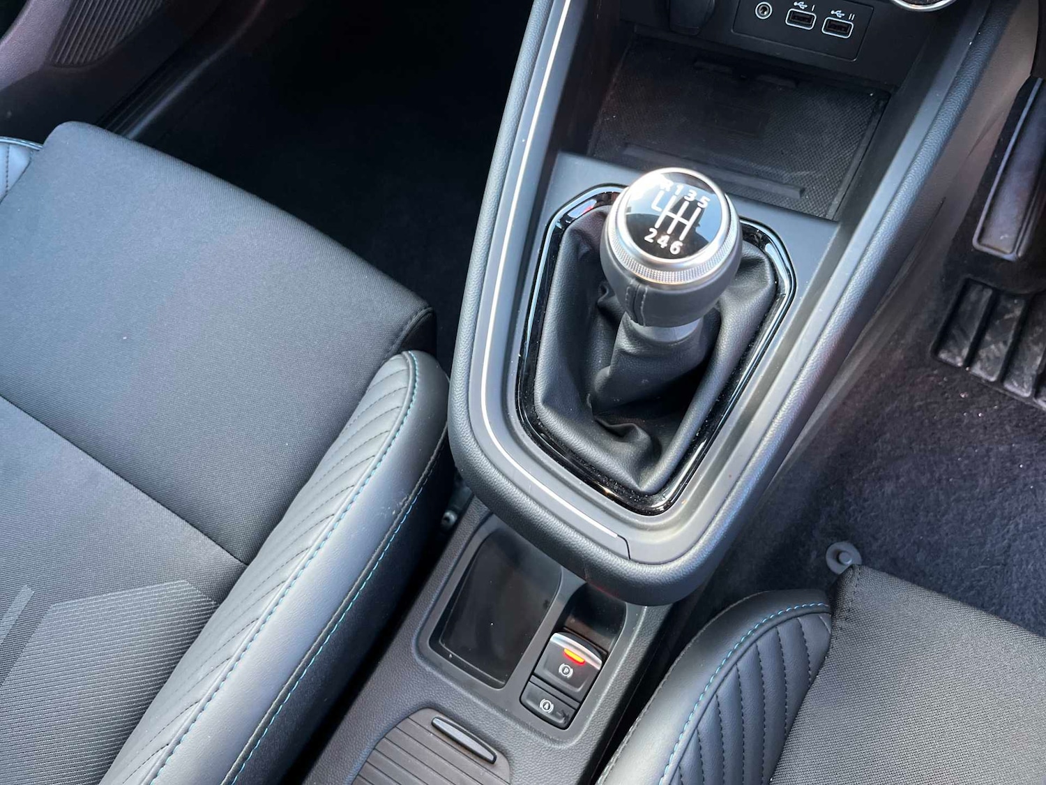 Used Renault Clio 2025 for sale - 76439797: Photo 11