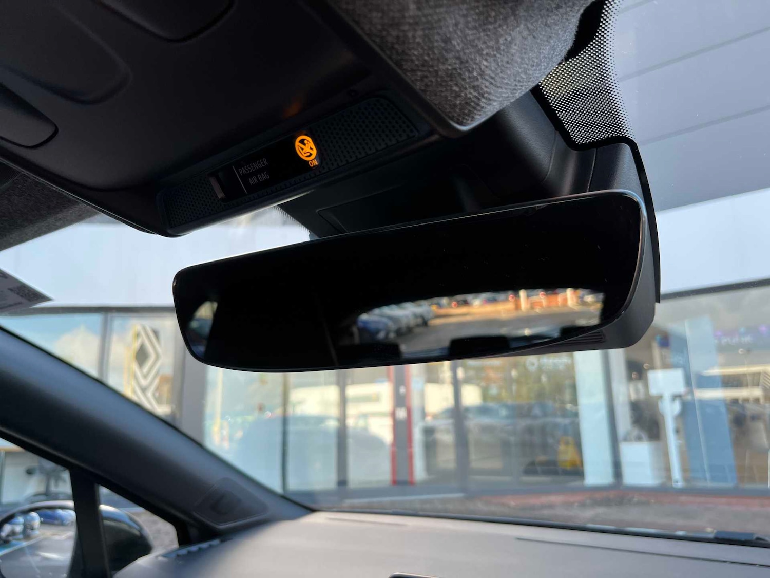 Used Renault Clio 2025 for sale - 76439797: Photo 12