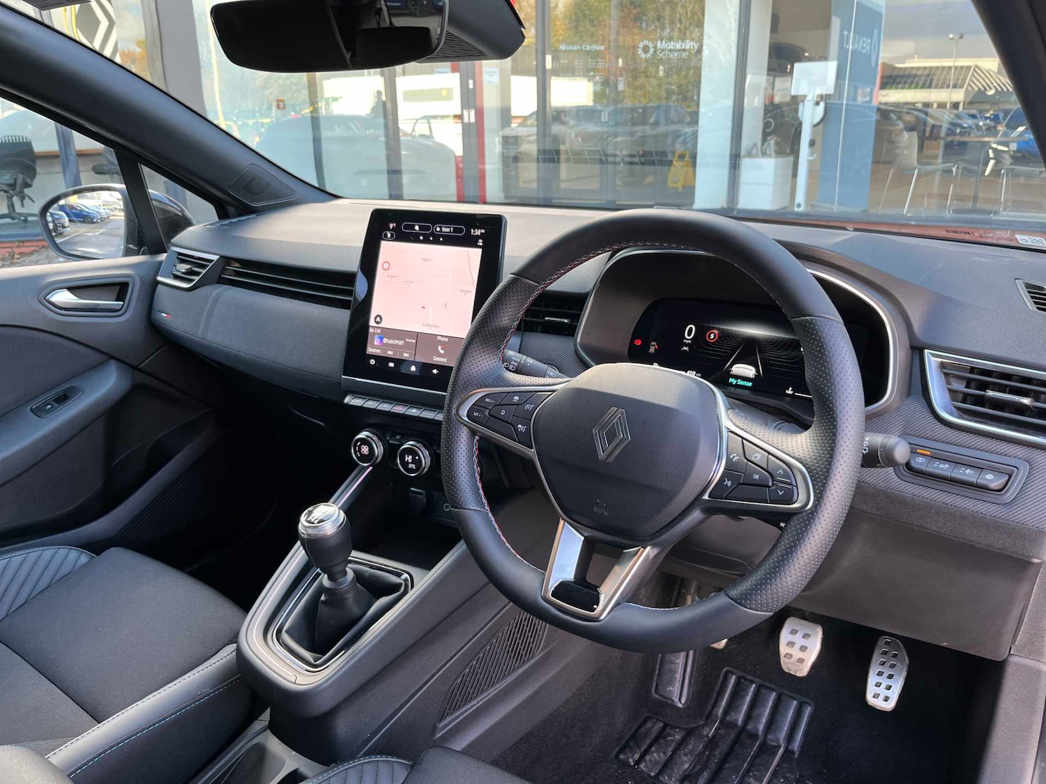 Used Renault Clio 2025 for sale - 76439797: Photo 13