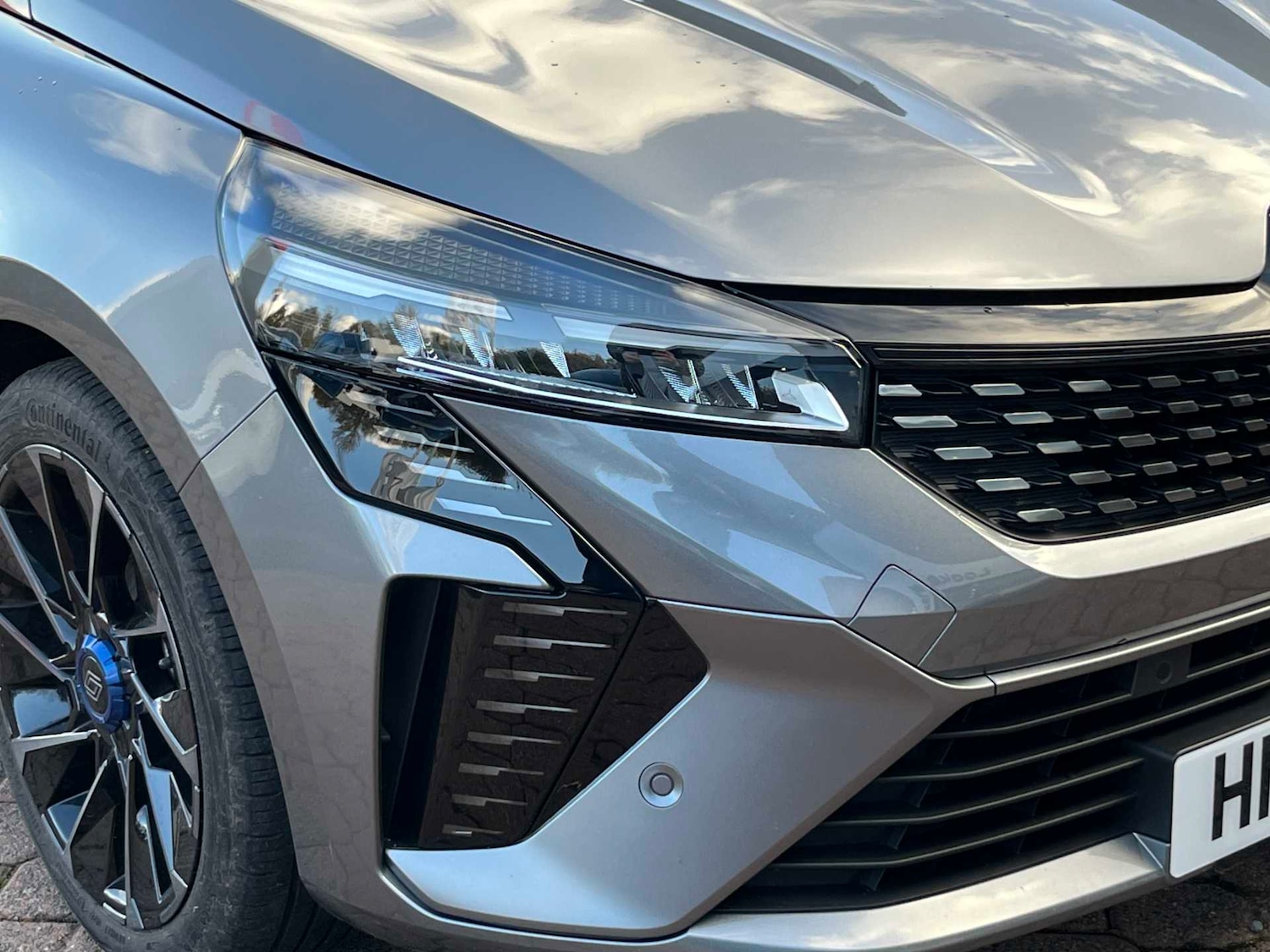 Used Renault Clio 2025 for sale - 76439797: Photo 25