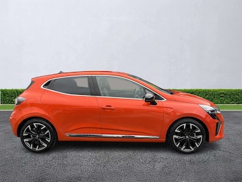 Used Renault Clio 2024 for sale - 78681626: Photo