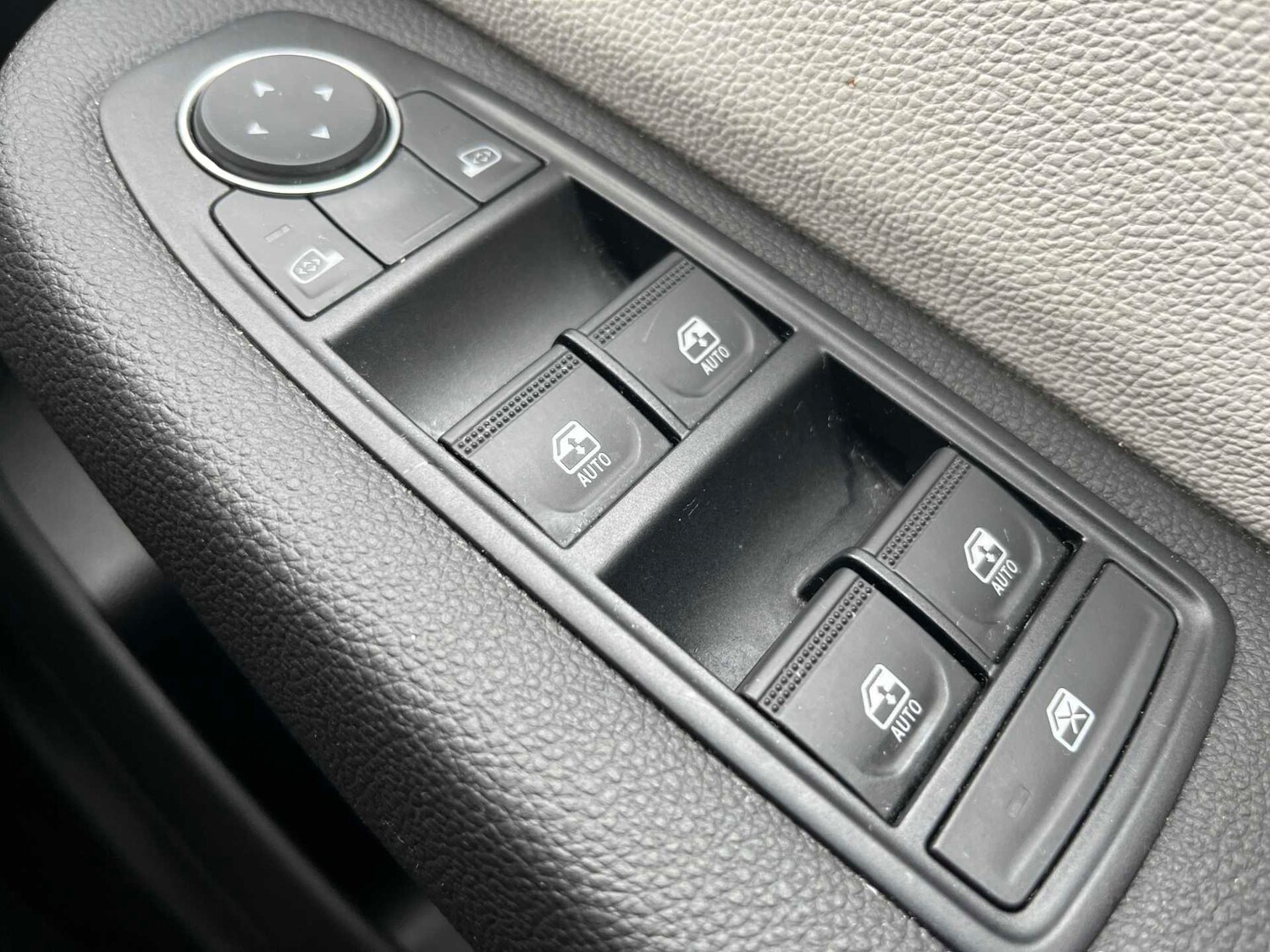 Used Renault Clio 2023 for sale - 78191488: Photo 20