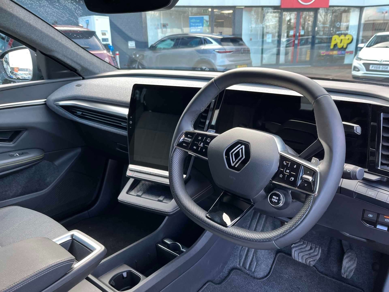 Used Renault Scenic E-Tech 2024 for sale - 77896263: Photo 14