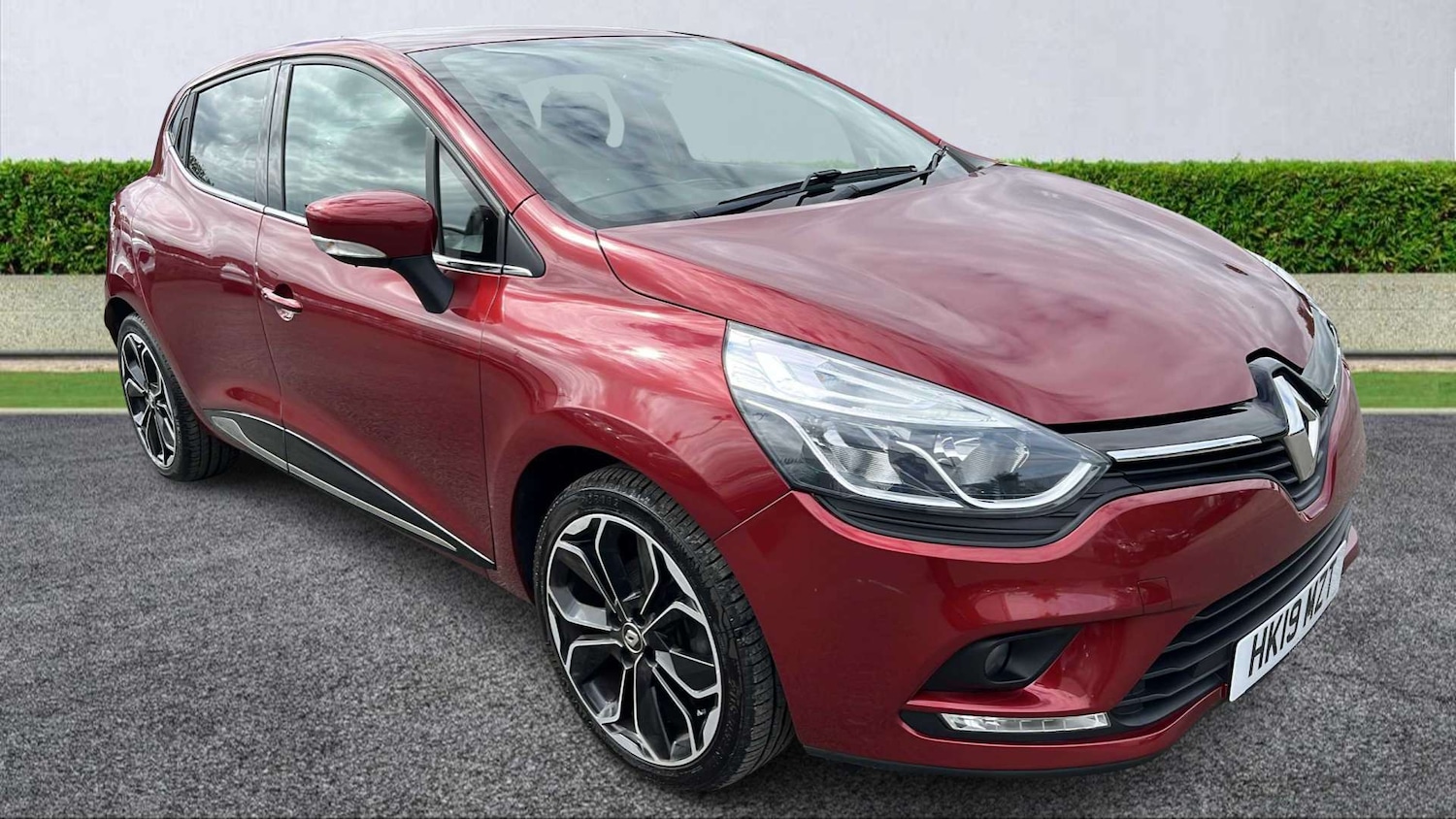 Used Renault Clio 2019 for sale - 76040648: Photo 1