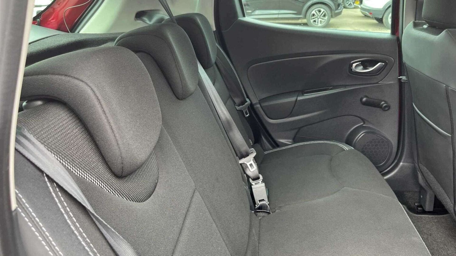 Used Renault Clio 2019 for sale - 76040648: Photo 10