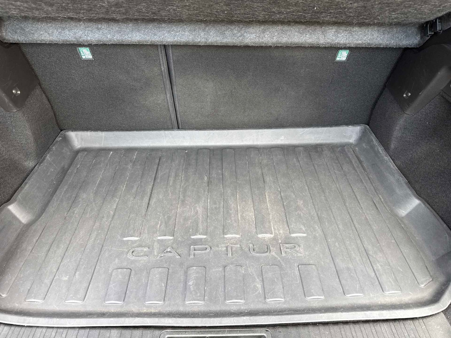 Used Renault Captur 2021 for sale - 76450550: Photo 16