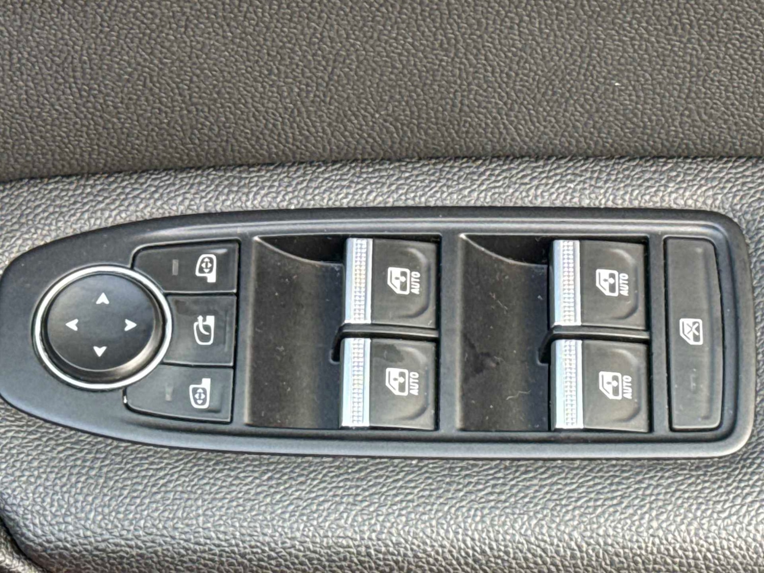 Used Renault Captur 2021 for sale - 76450550: Photo 20