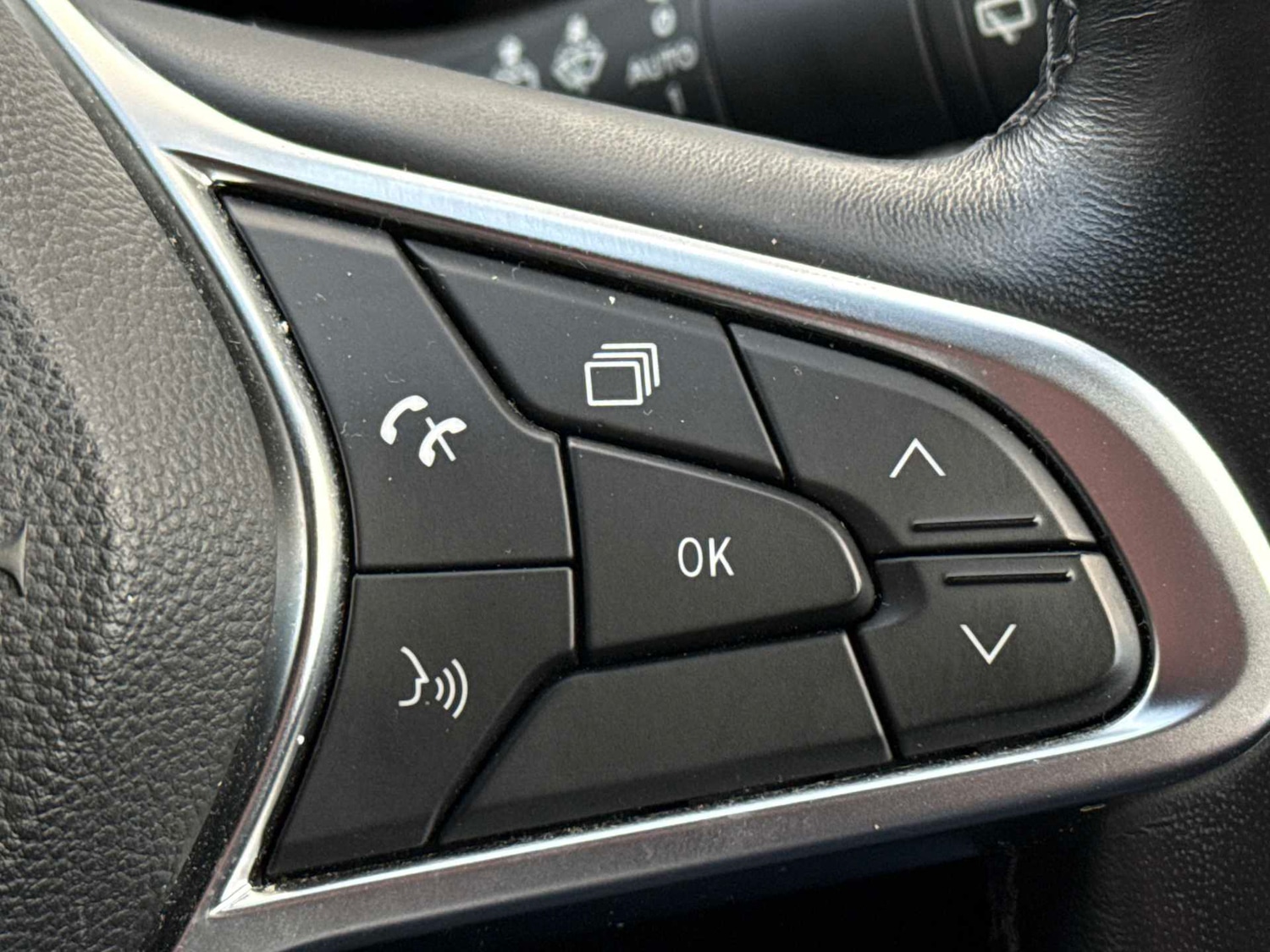 Used Renault Captur 2021 for sale - 76450550: Photo 23