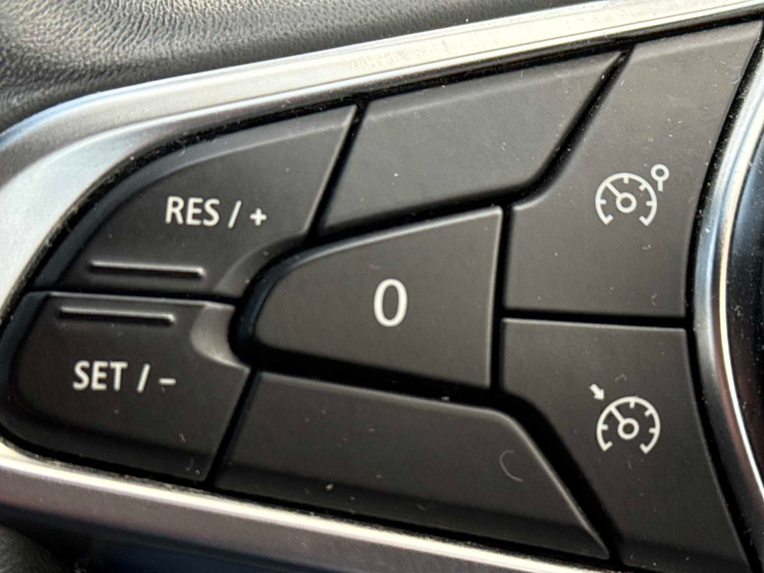 Used Renault Captur 2021 for sale - 76450550: Photo 24