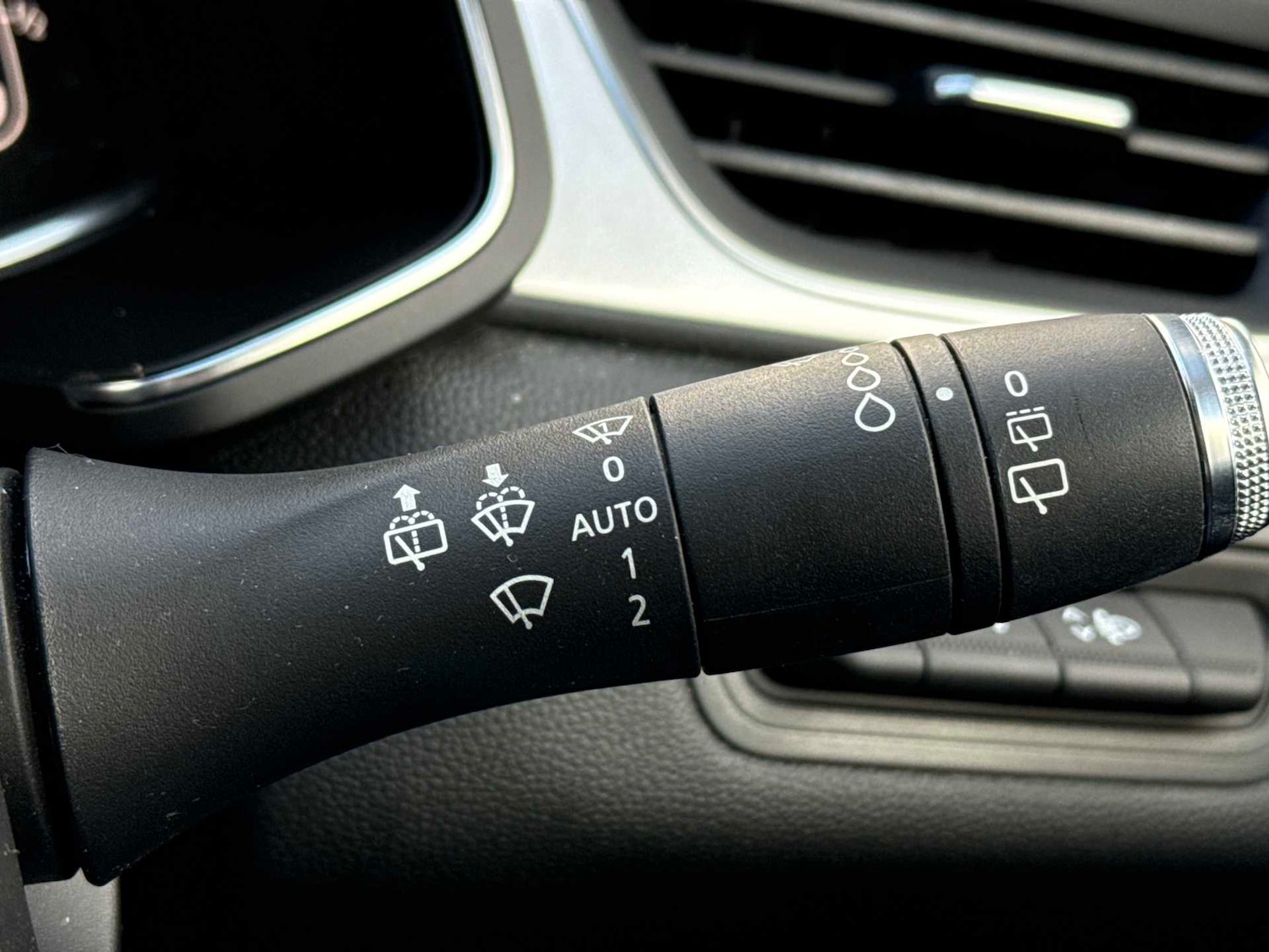 Used Renault Captur 2021 for sale - 76450550: Photo 26