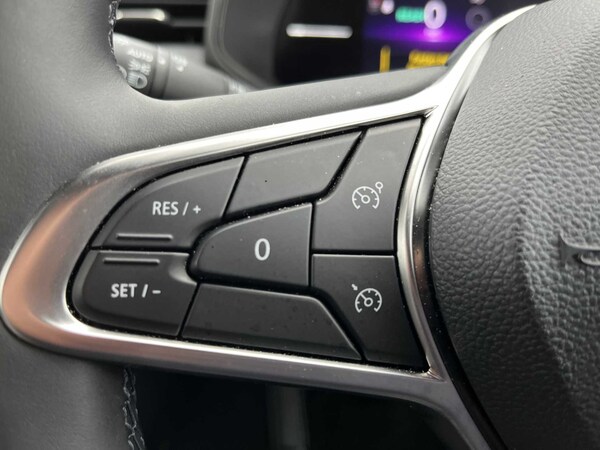 Used Renault Clio 2024 for sale - 76182506: Photo 23
