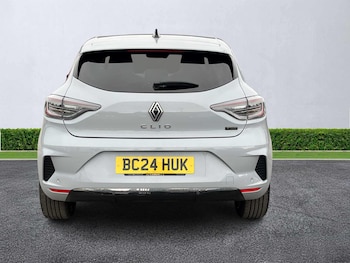 Used Renault Clio 2024 for sale - 76182506: Photo 4