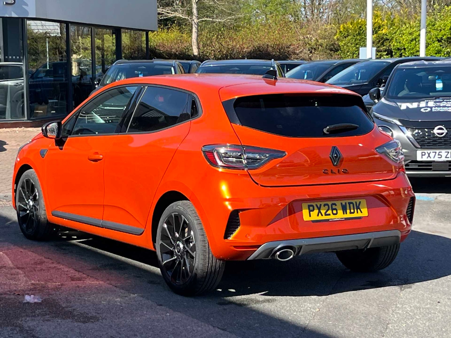 Used Renault Clio 2026 for sale - 78196556: Photo 2